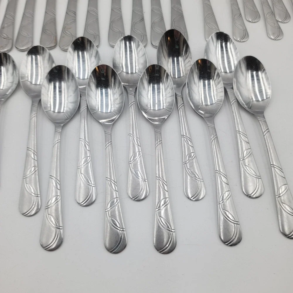 30pc Cambridge Silver Felicity Flatware Set Stainless Steel Satin Leaf Pattern